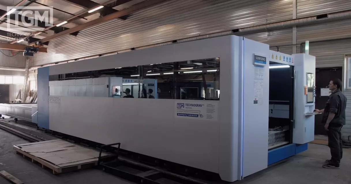 Заключен контракт на поставку в Санкт-Петербург сверхмощной лазерной установки (30 кВт) для ведущей металлопрокатной компании в Северо-Западном регионе Заключен контракт на поставку в Санкт-Петербург сверхмощной лазерной установки (30 кВт) для ведущей металлопрокатной компании в Северо-Западном регионе