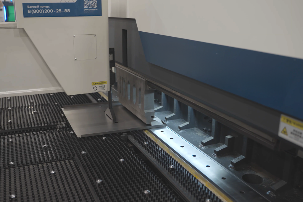 гибка на панелегибе Senfeng.png