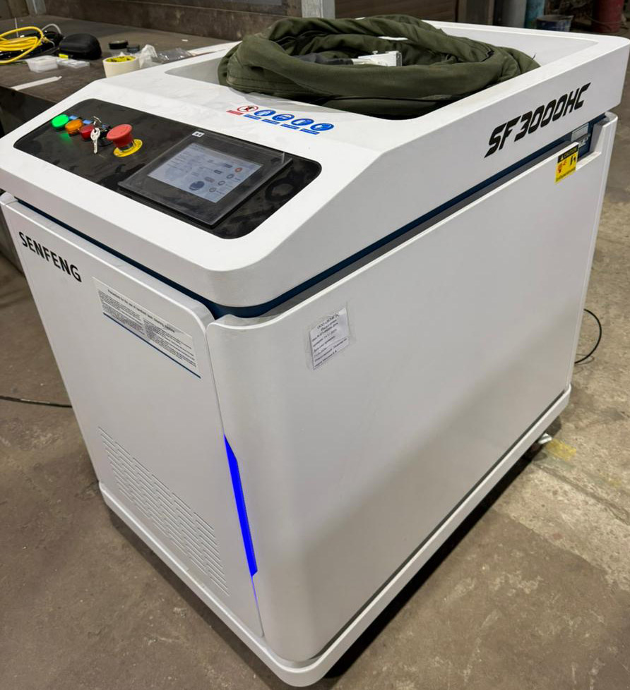 Аппарат лазерной очистки Senfeng SF3000HС Аппарат лазерной очистки Senfeng SF3000HС