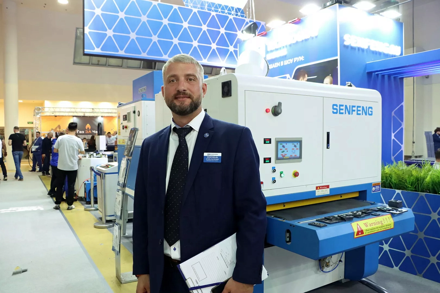 "Металлообработка-2025", день третий: "Технограв" подписал договор поставки высокомощной лазерной установки на 30 кВт!