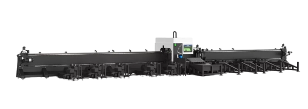 Senfeng SF12065HT - cверхтяжелый станок для лазерной резки трубы с четырьмя патронами, с защитной кабиной в зоне реза. Длина трубы от 6 до 12 метров с диаметром до 650 мм. Мощность от 6 до 20 кВт.