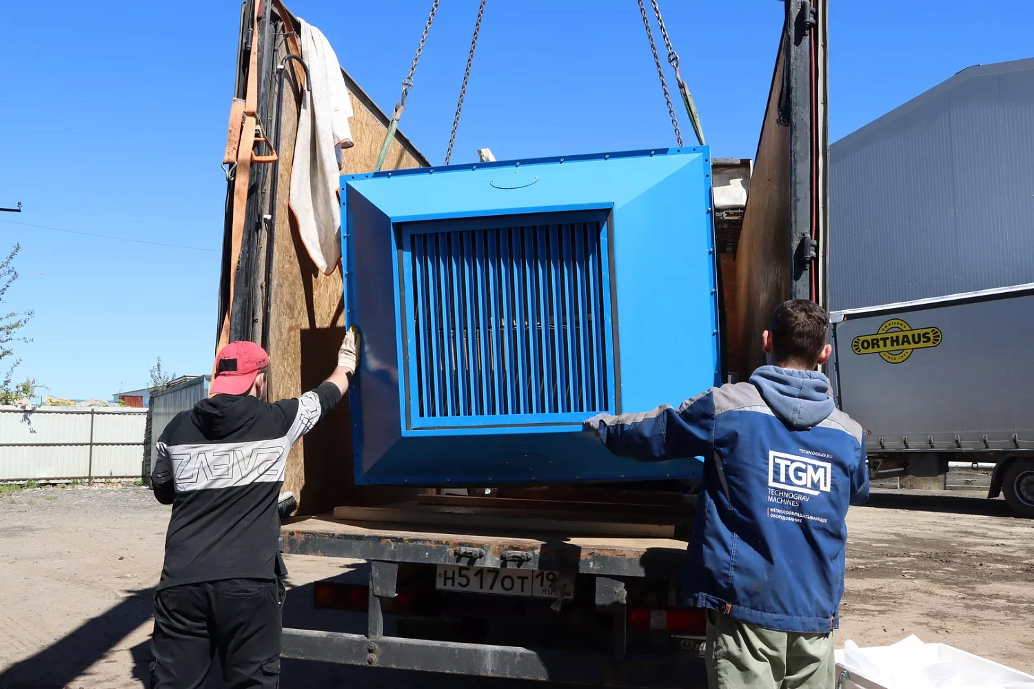 Мощные лазеры Senfeng прибыли на московский склад «Технограв»