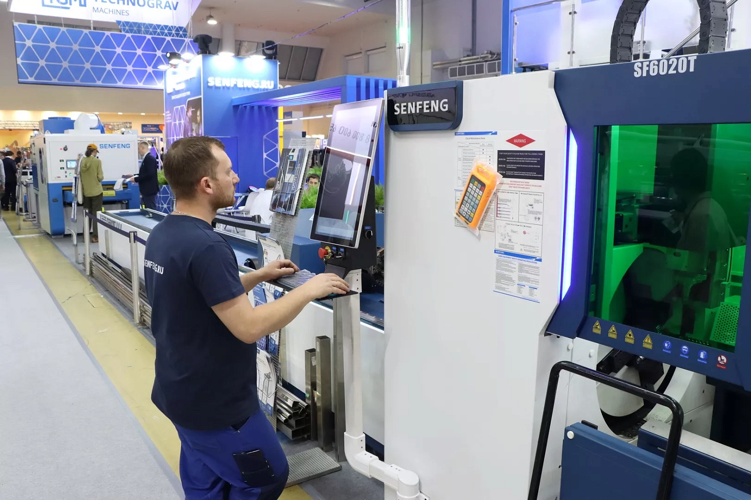 "Технограв" на выставке "Металлообработка-2025": во второй день заключены контракты на поставку лазерного оборудования со стенда и со складов в России