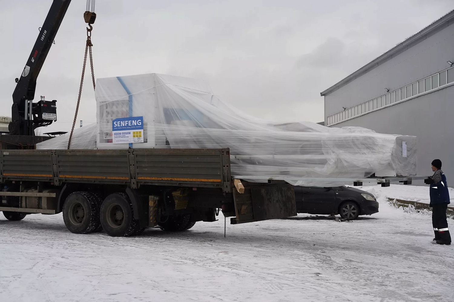 Высокопроизводительные лазерные труборезы Senfeng прибыли на склад в Москве