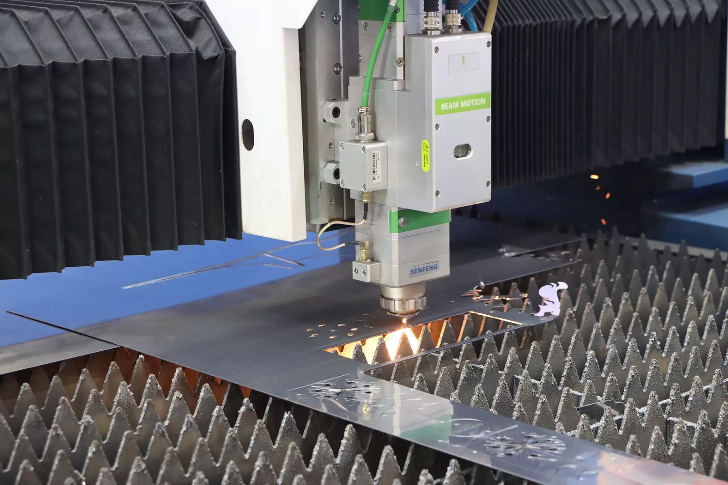 "Технограв" на выставке "Металлообработка-2025": во второй день заключены контракты на поставку лазерного оборудования со стенда и со складов в России