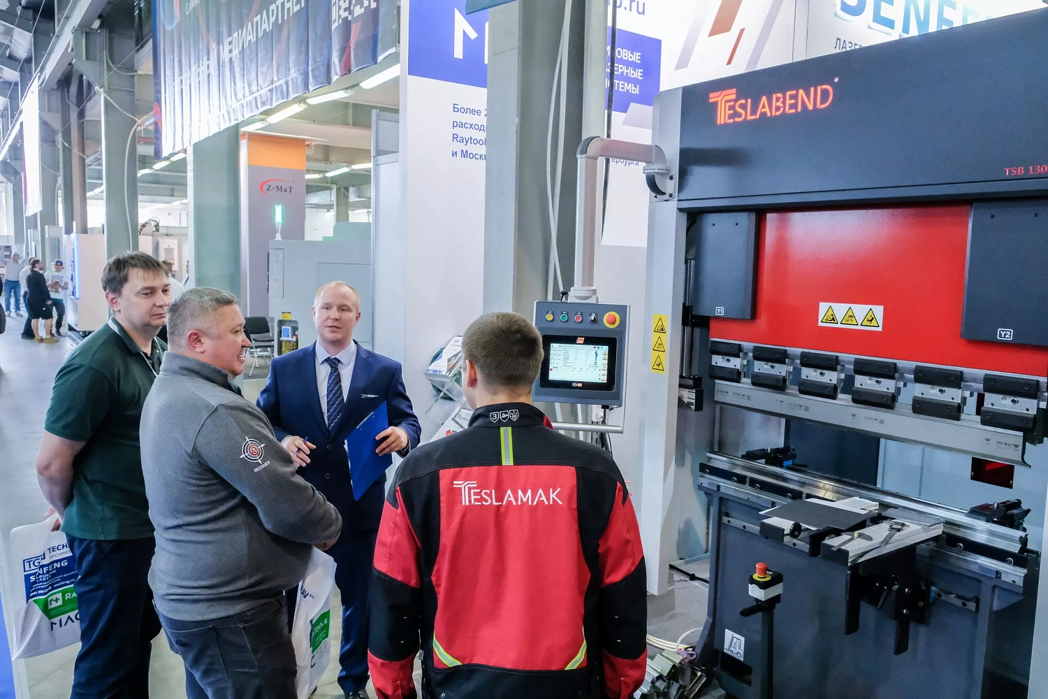 Успешно открыли осенний выставочный сезон.