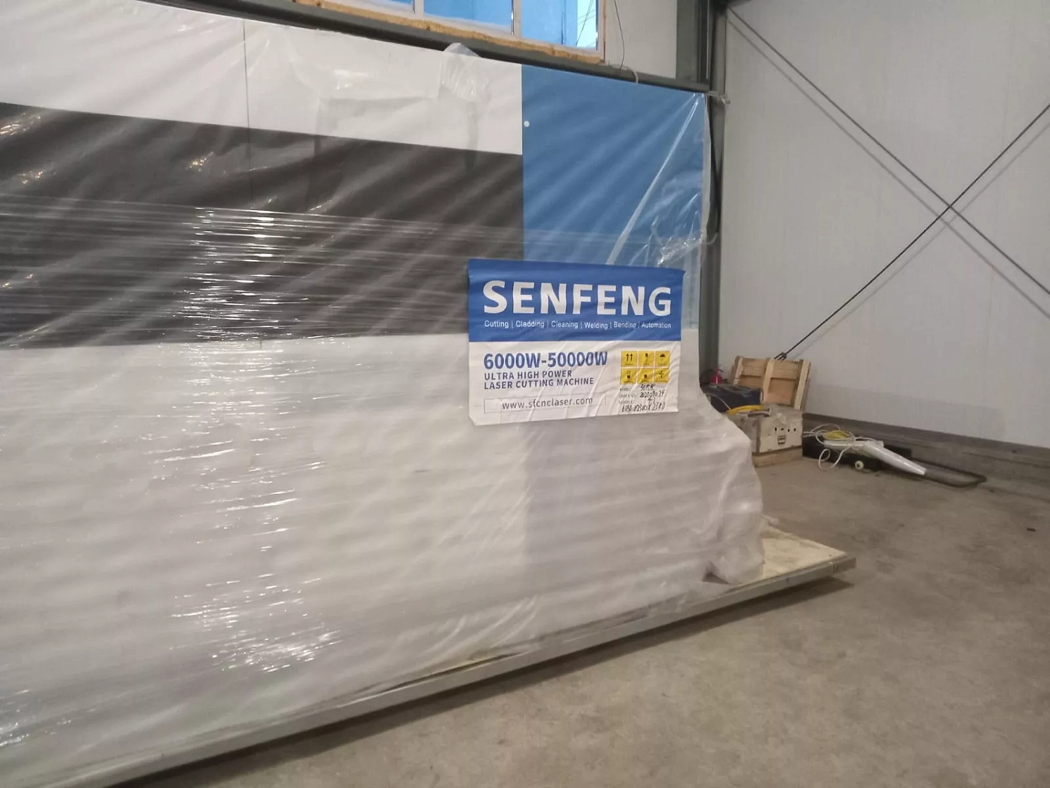 На склад в Москве прибыла новая партия лазерных станков Senfeng