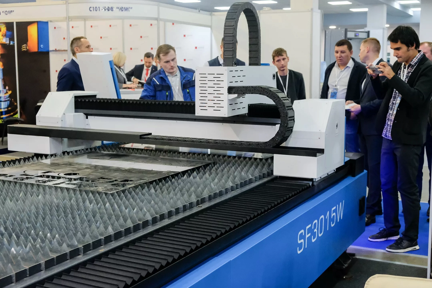 Успешно открыли осенний выставочный сезон.