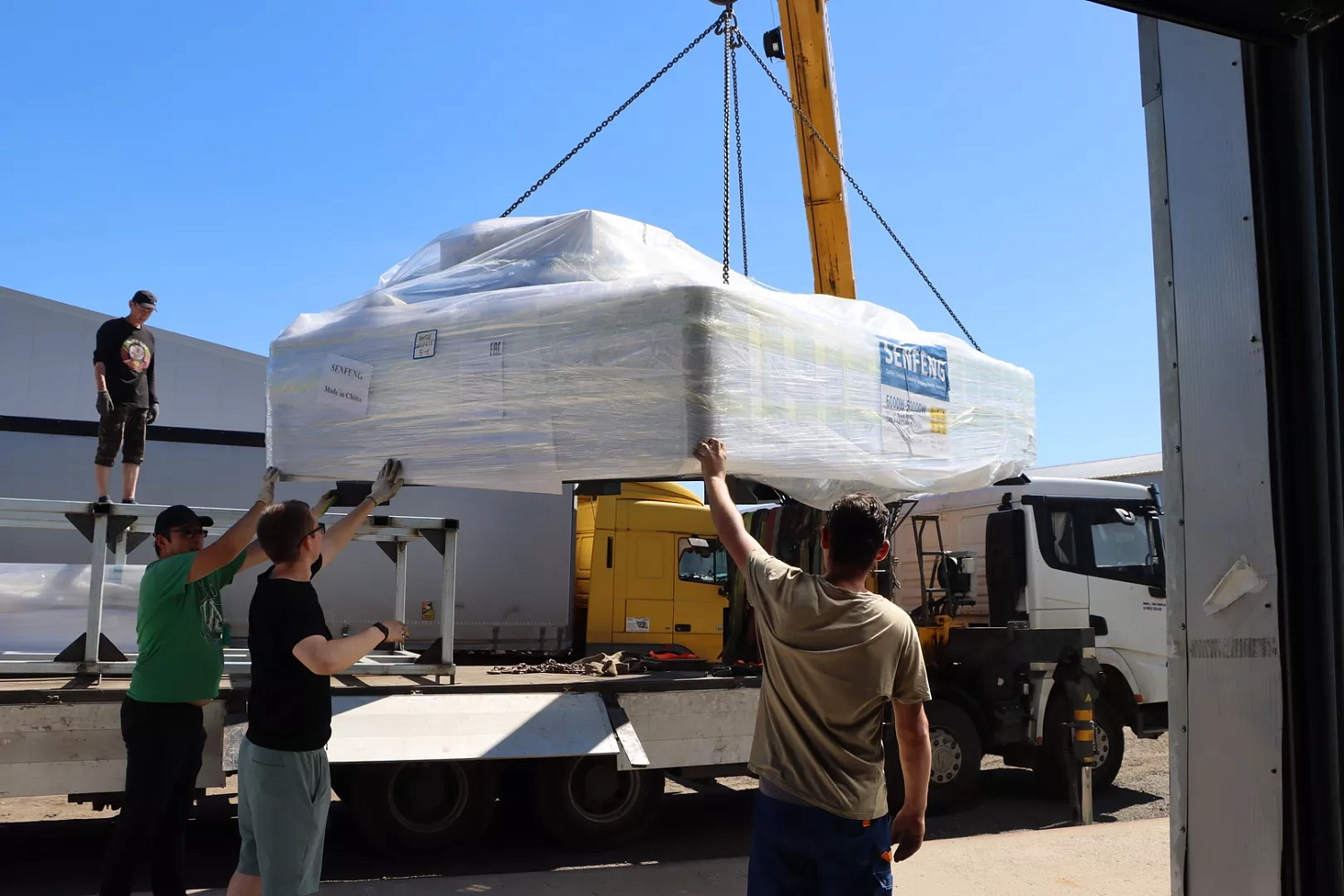 На московский склад прибыла новая партия лазеров Senfeng - станки и сварочные аппараты