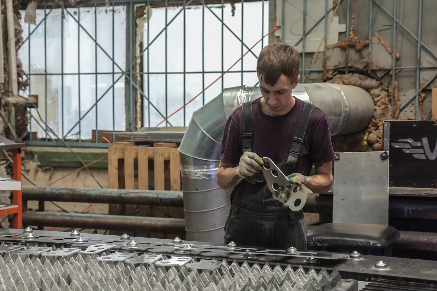 Оборудование Senfeng гарантирует точность производства прогулочных катеров и яхт 