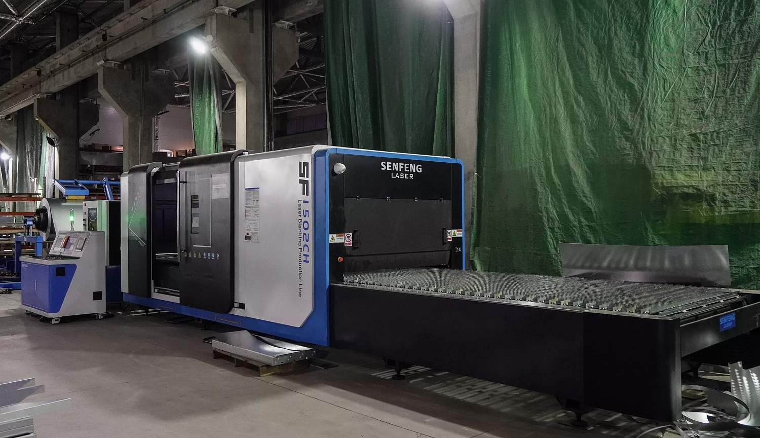 Поставки высокоэффективных лазерных комплексов Senfeng для раскроя рулонной стали