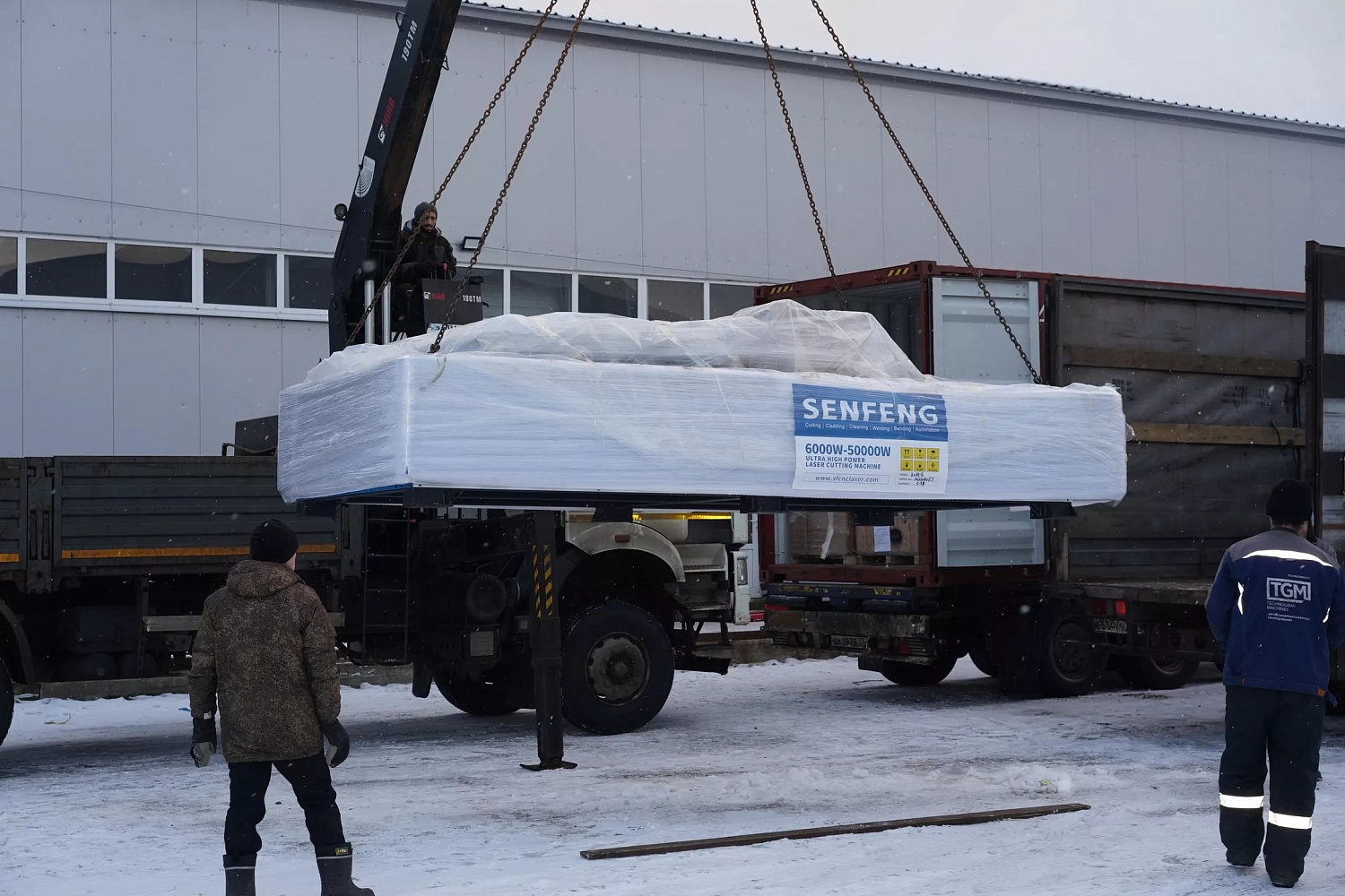 Высокопроизводительные лазерные труборезы Senfeng прибыли на склад в Москве