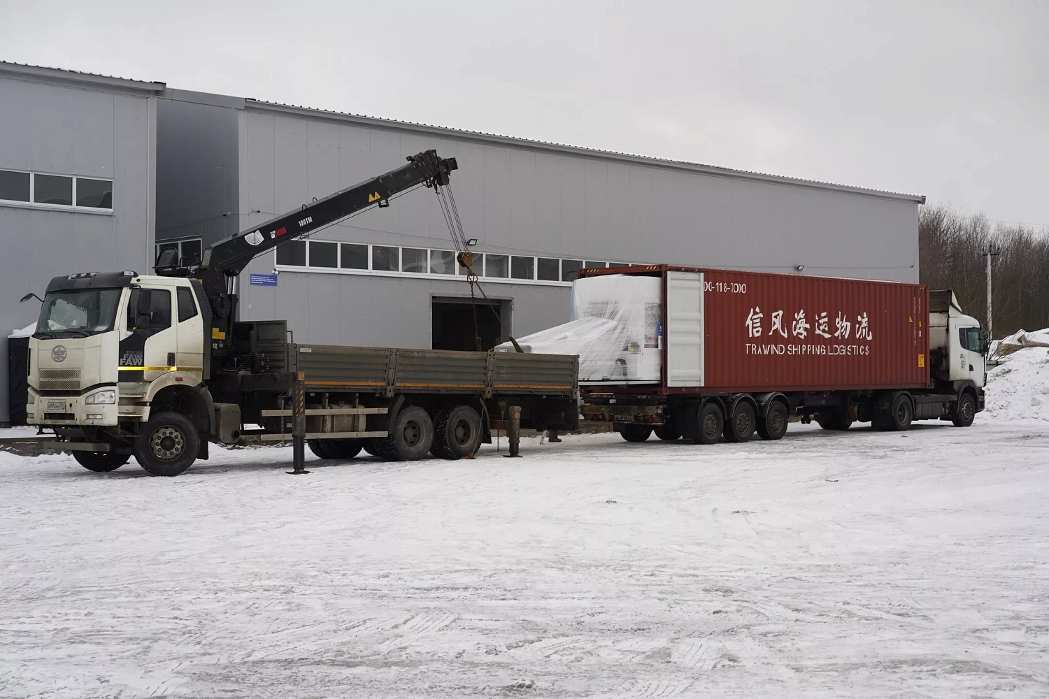 Высокопроизводительные лазерные труборезы Senfeng прибыли на склад в Москве