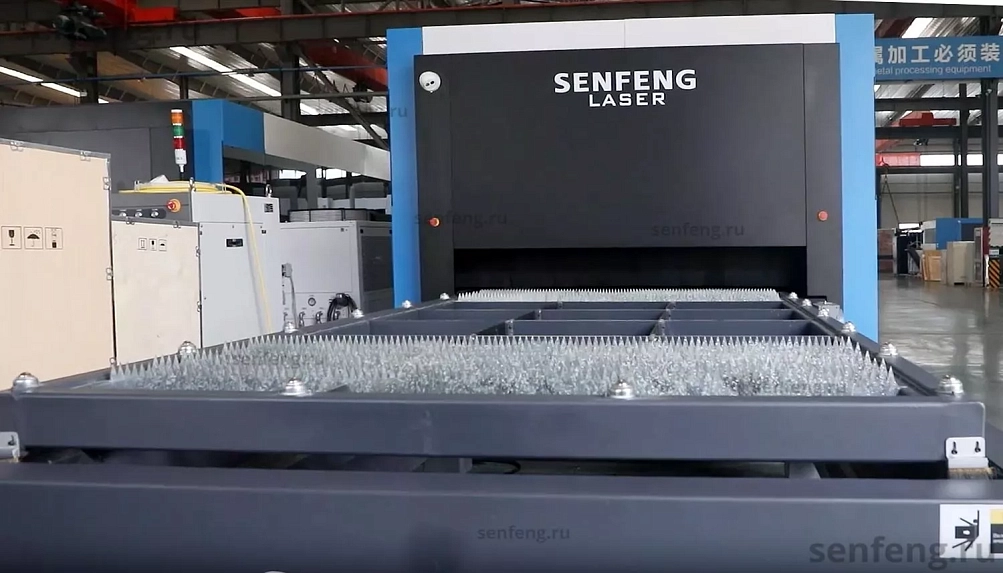 Senfeng SF3015H4 - высокомощный станок лазерной резки металла с защитой кабинетного типа и системой сменных столов. Рабочее поле 3000х1500 мм. Мощность от 6 до 60 кВт. Senfeng SF3015H4 - высокомощный станок лазерной резки металла с защитой кабинетного типа и системой сменных столов. Рабочее поле 3000х1500 мм. Мощность от 6 до 60 кВт.