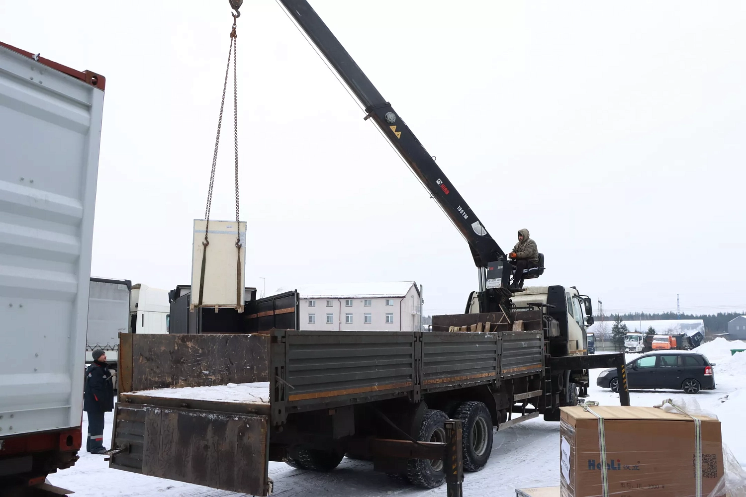 Лазерное оборудование Senfeng поступило на склад в Москву