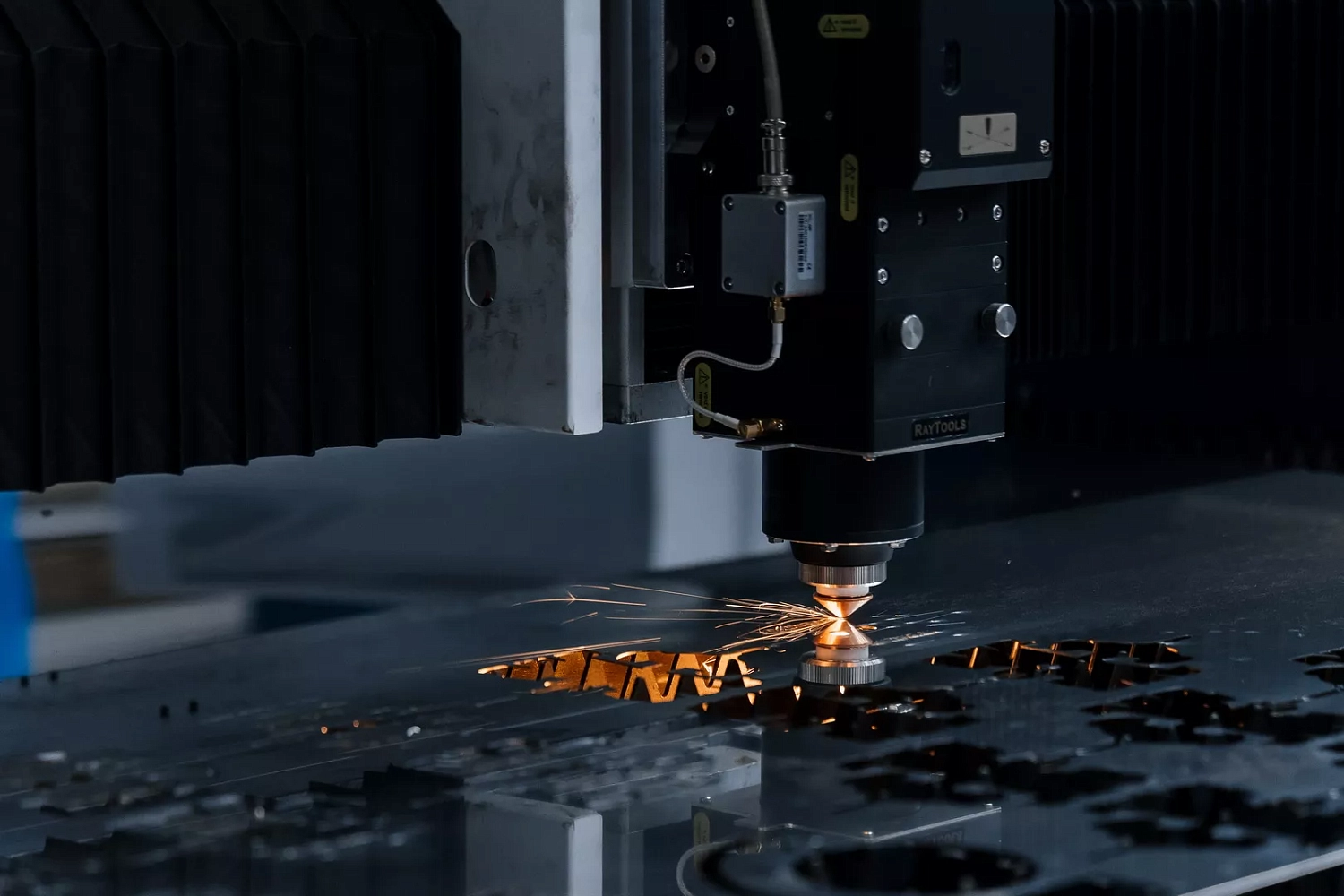 "Металлообработка. Сварка-Урал 2025": "Технограв" принял на стенде более 1000 действующих и потенциальных клиентов и заключил контракты на поставку лазерных установок Senfeng в период проведения выставки