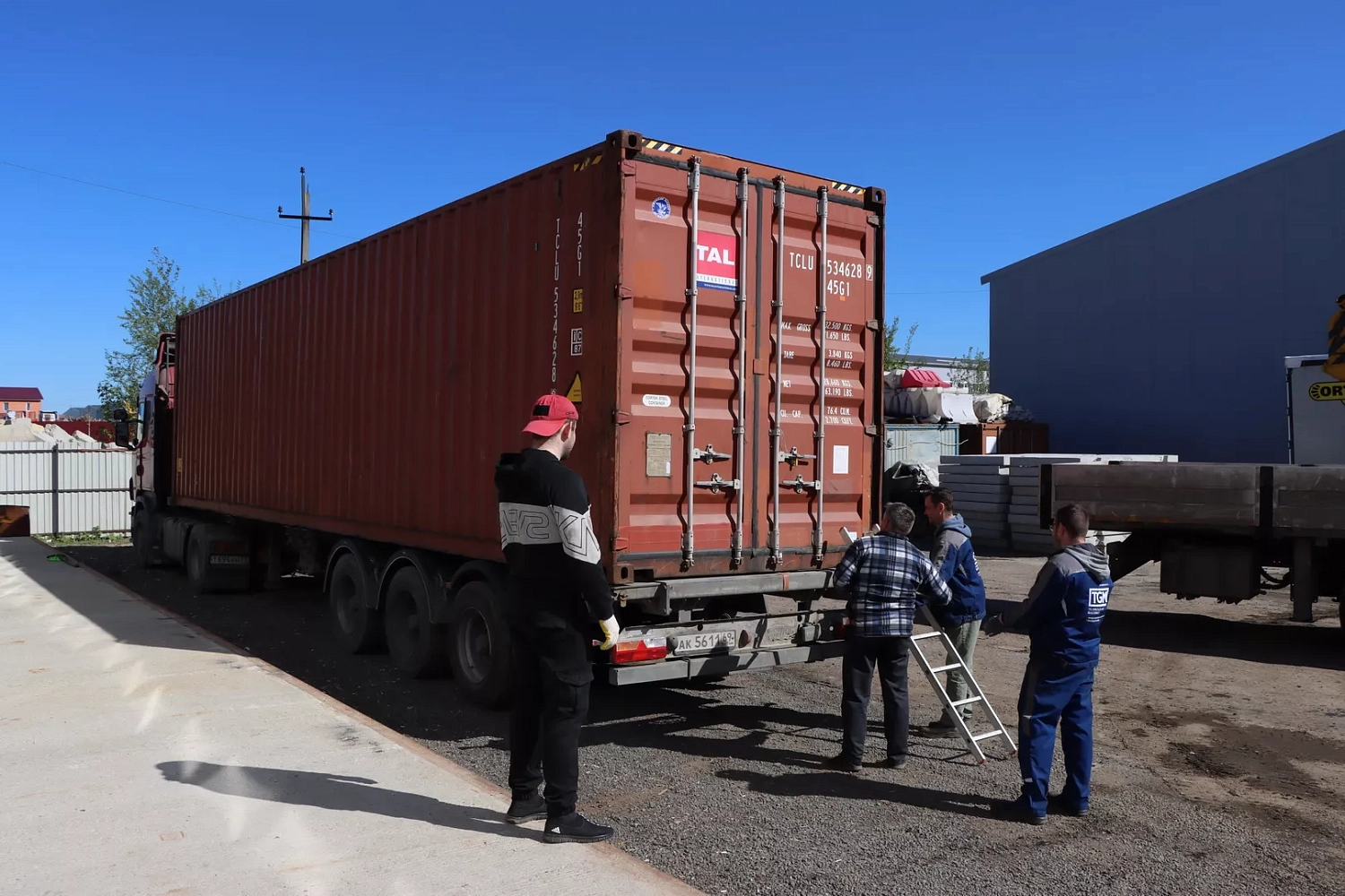 Мощные лазеры Senfeng прибыли на московский склад «Технограв»