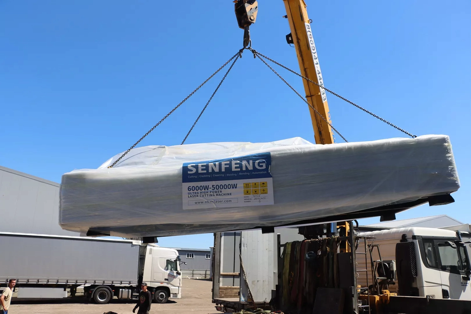 Большое поступление лазерного оборудования Senfeng на склад "Технограв" в Москве