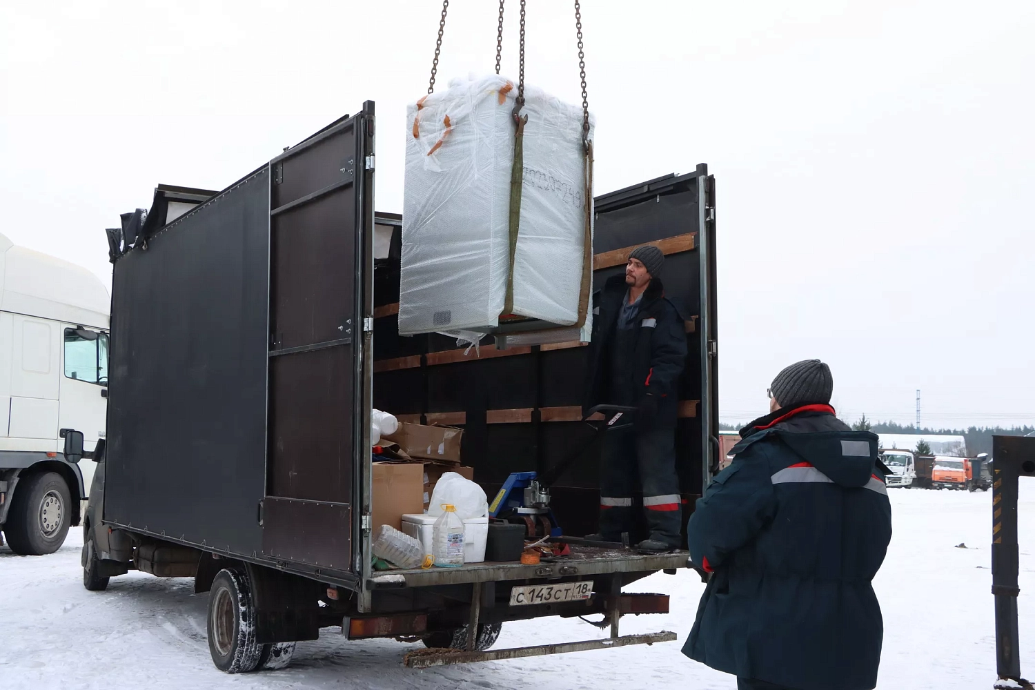 Лазерное оборудование Senfeng поступило на склад в Москву