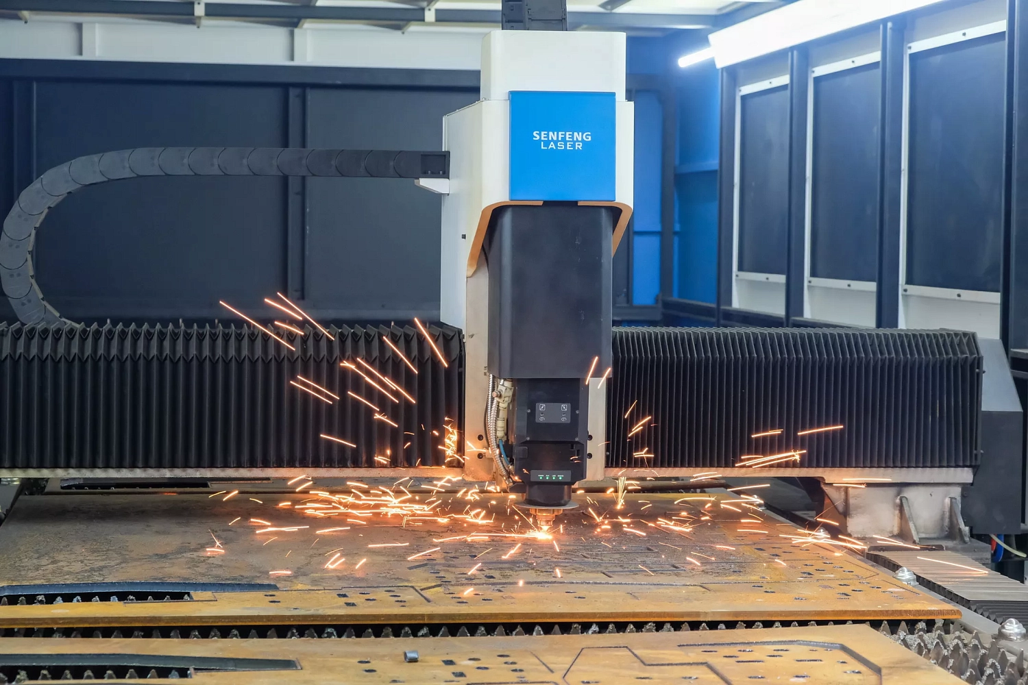 Поставка двух лазерных установок Senfeng мощностью 12 кВт в Калининградскую область