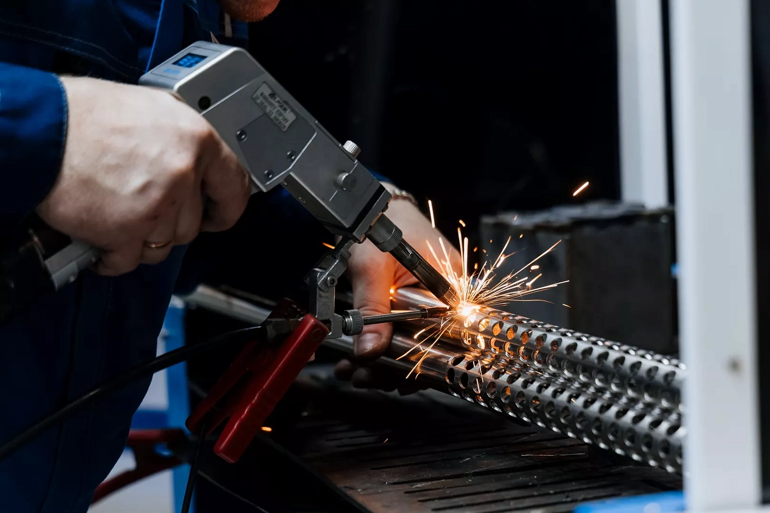 "Металлообработка. Сварка-Урал 2025": "Технограв" принял на стенде более 1000 действующих и потенциальных клиентов и заключил контракты на поставку лазерных установок Senfeng в период проведения выставки