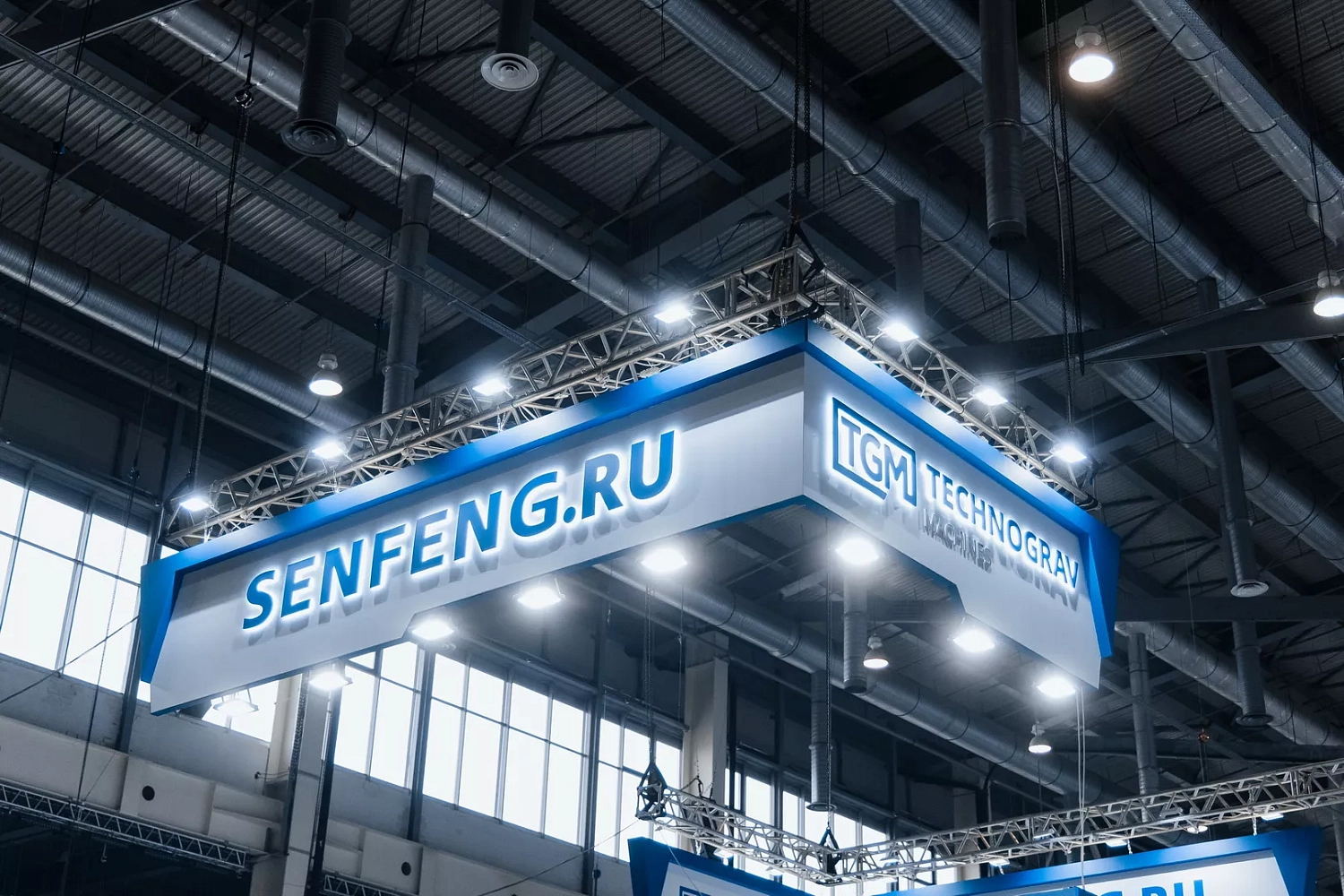 "Металлообработка. Сварка-Урал 2025": "Технограв" принял на стенде более 1000 действующих и потенциальных клиентов и заключил контракты на поставку лазерных установок Senfeng в период проведения выставки