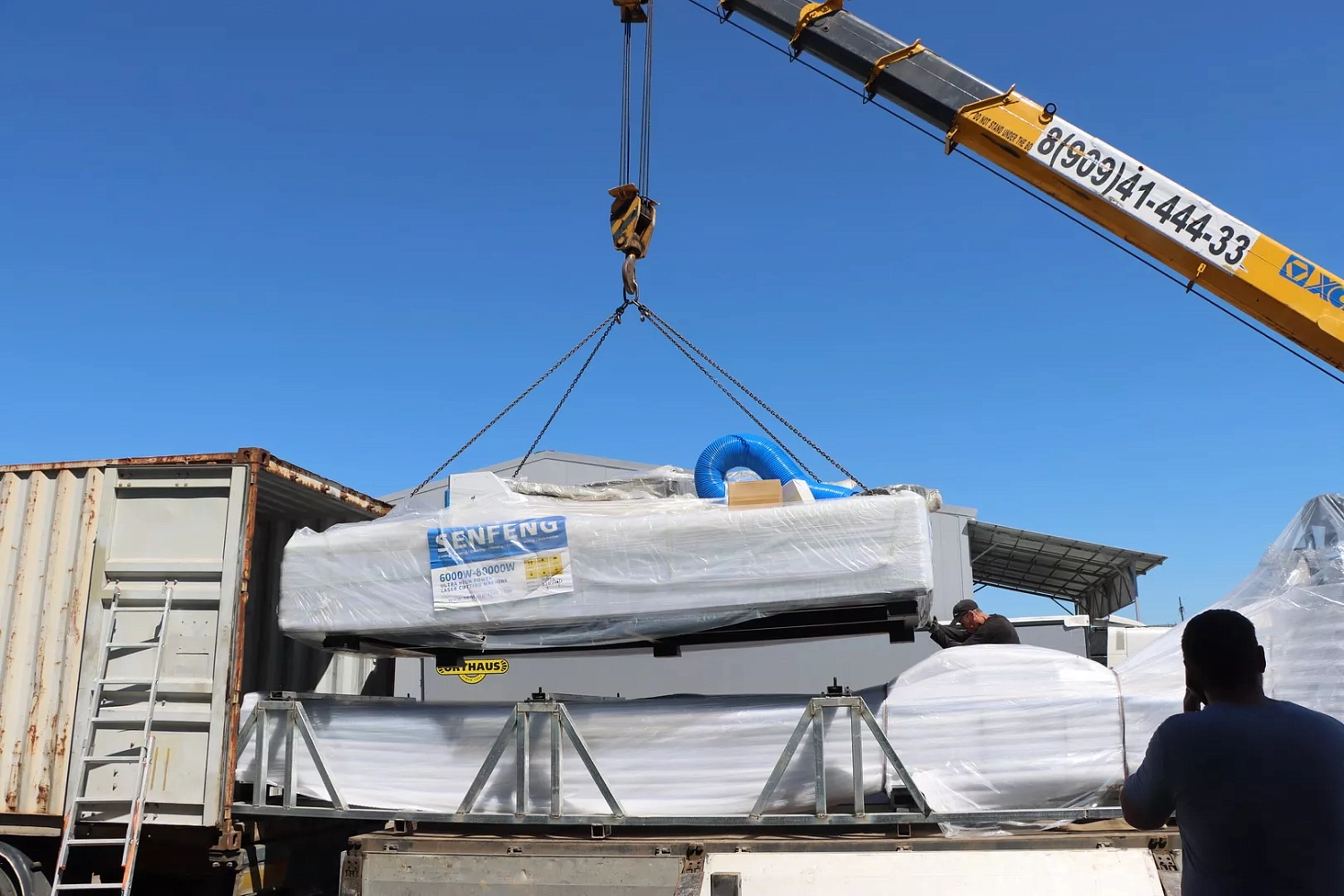 Большое поступление лазерного оборудования Senfeng на склад "Технограв" в Москве