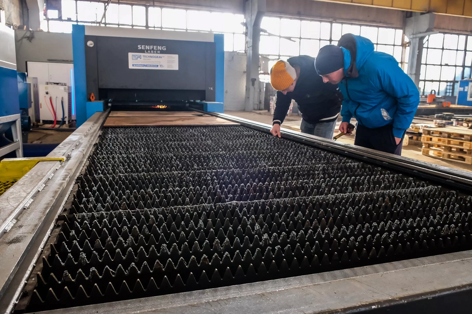 Поставка двух лазерных установок Senfeng мощностью 12 кВт в Калининградскую область