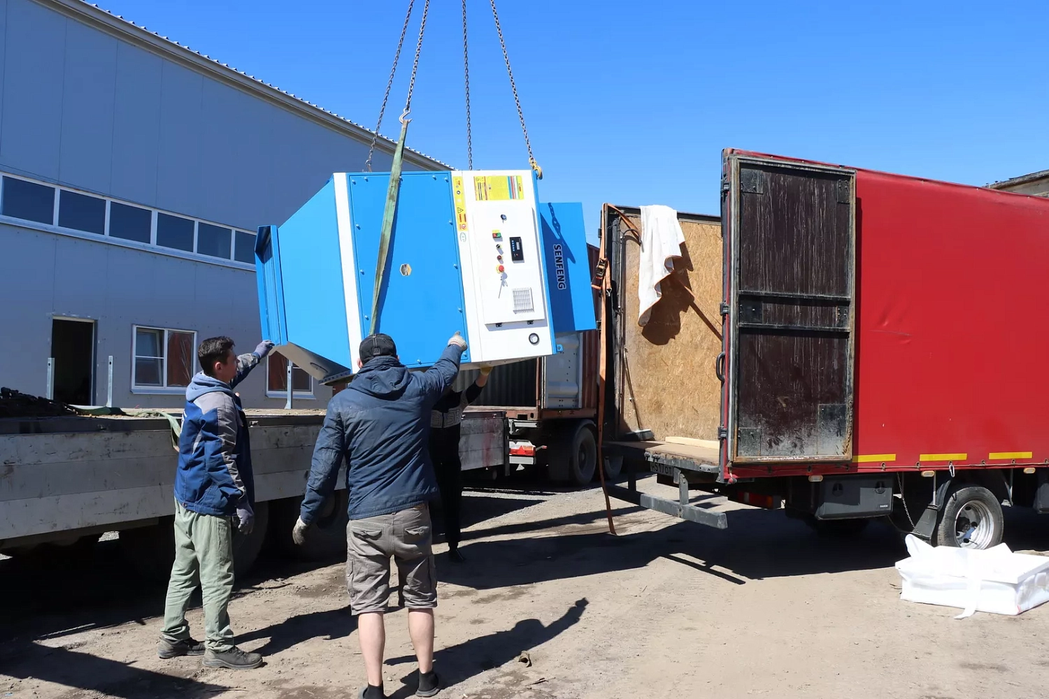 Мощные лазеры Senfeng прибыли на московский склад «Технограв»