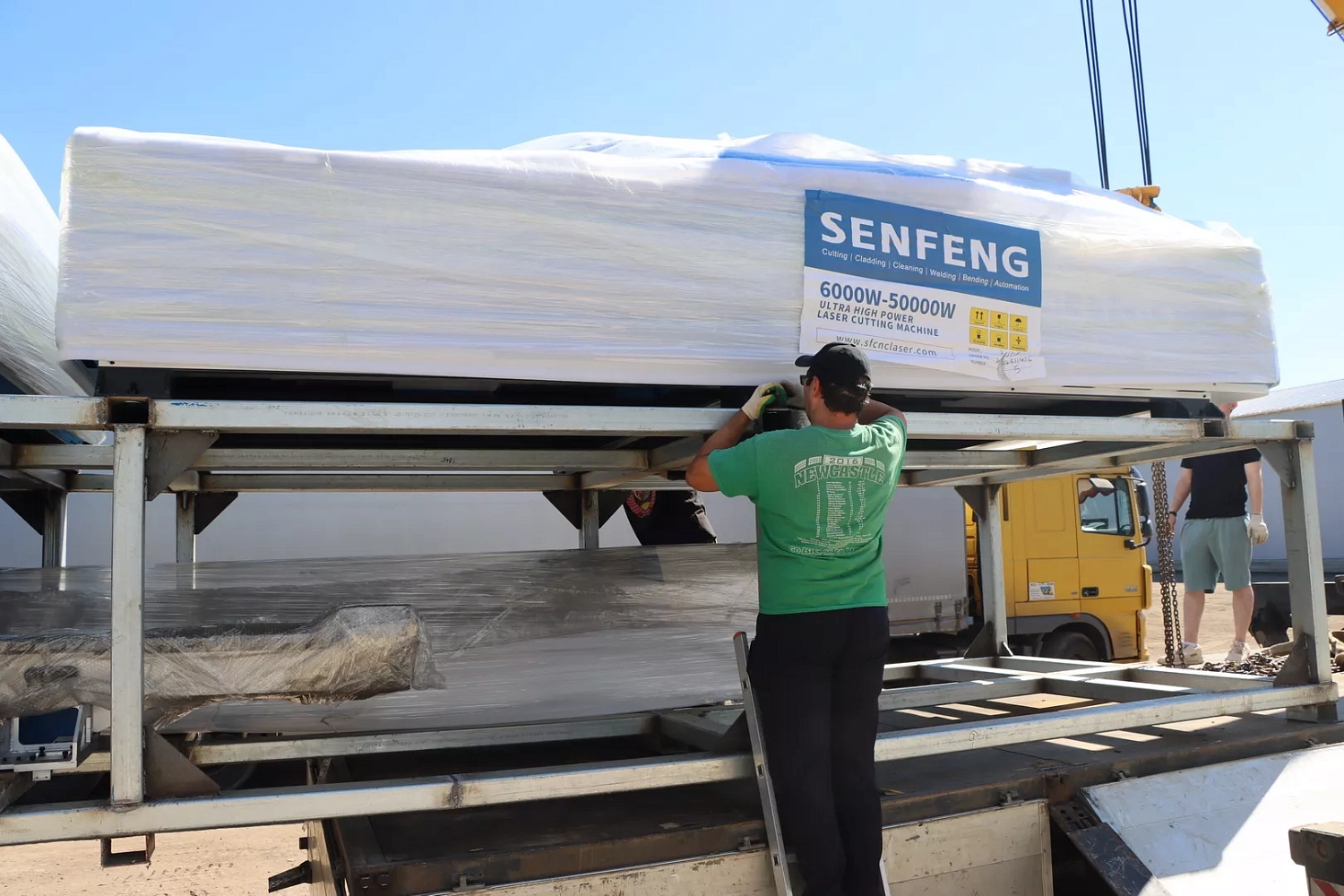 На московский склад прибыла новая партия лазеров Senfeng - станки и сварочные аппараты