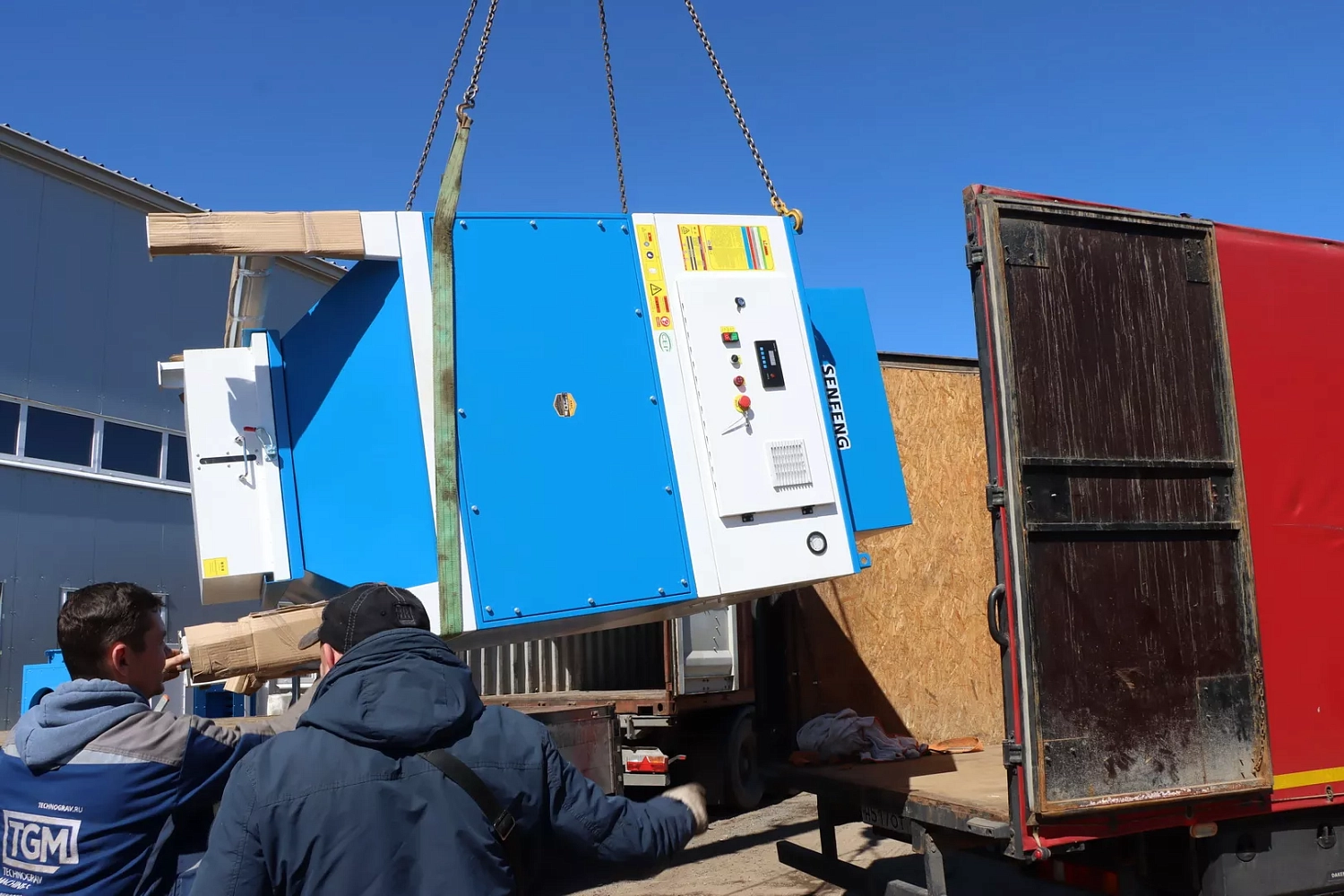 Мощные лазеры Senfeng прибыли на московский склад «Технограв»