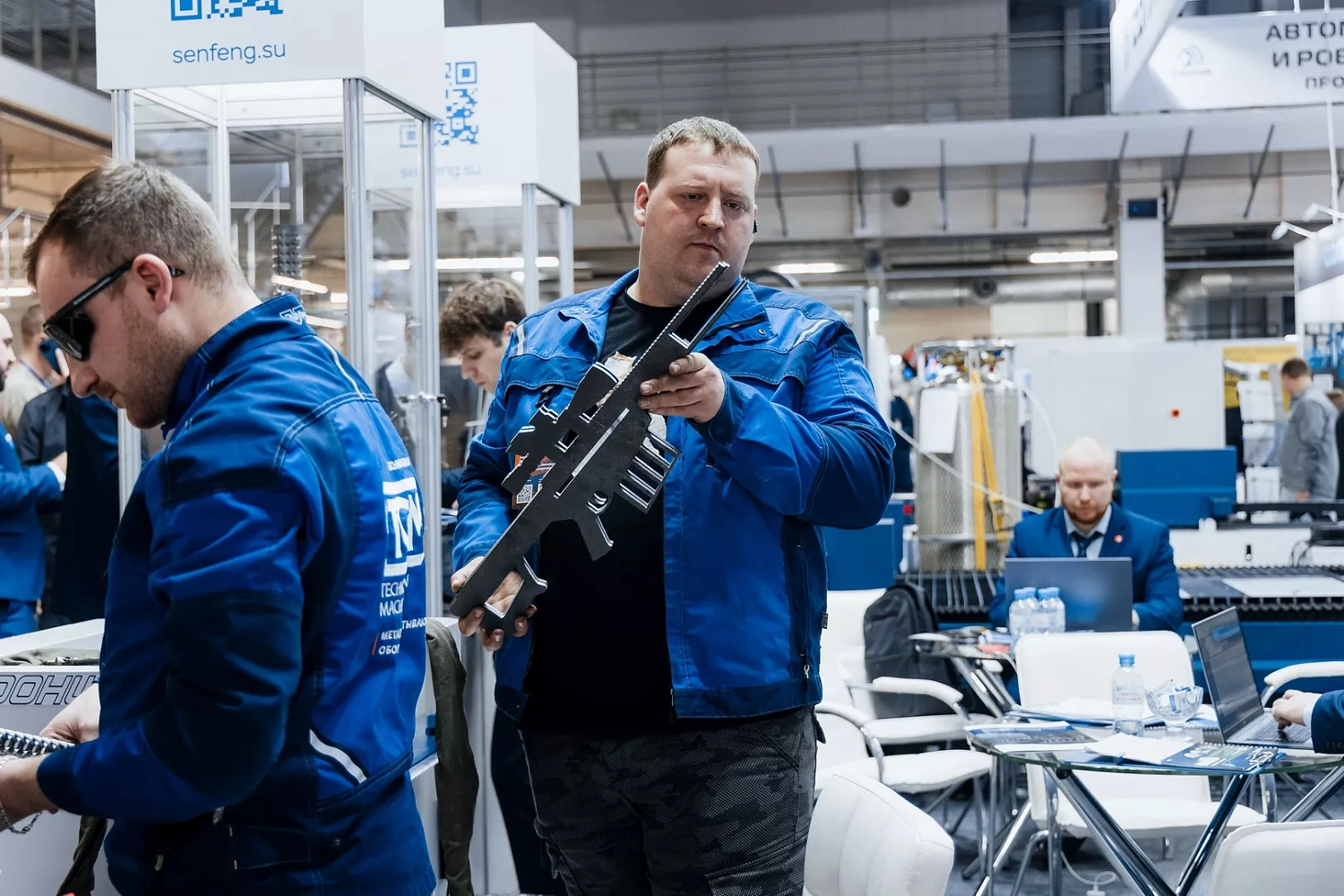 "Металлообработка. Сварка-Урал 2025": "Технограв" принял на стенде более 1000 действующих и потенциальных клиентов и заключил контракты на поставку лазерных установок Senfeng в период проведения выставки