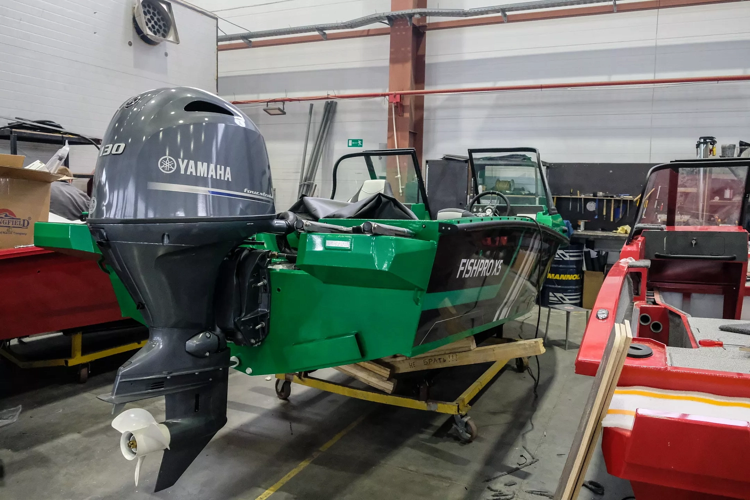 Оборудование Senfeng гарантирует точность производства прогулочных катеров и яхт 