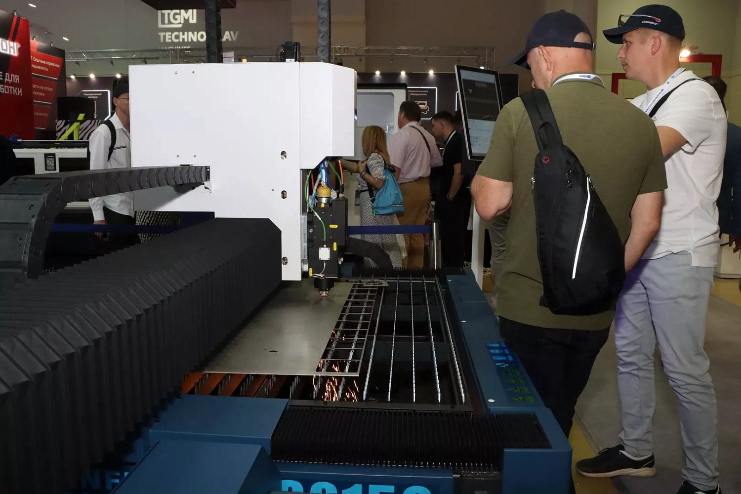 "Технограв" на выставке "Металлообработка-2025": во второй день заключены контракты на поставку лазерного оборудования со стенда и со складов в России