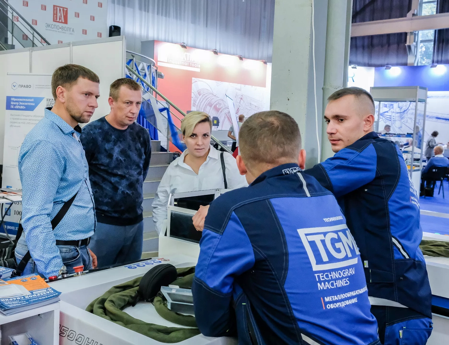 Успешно открыли осенний выставочный сезон.