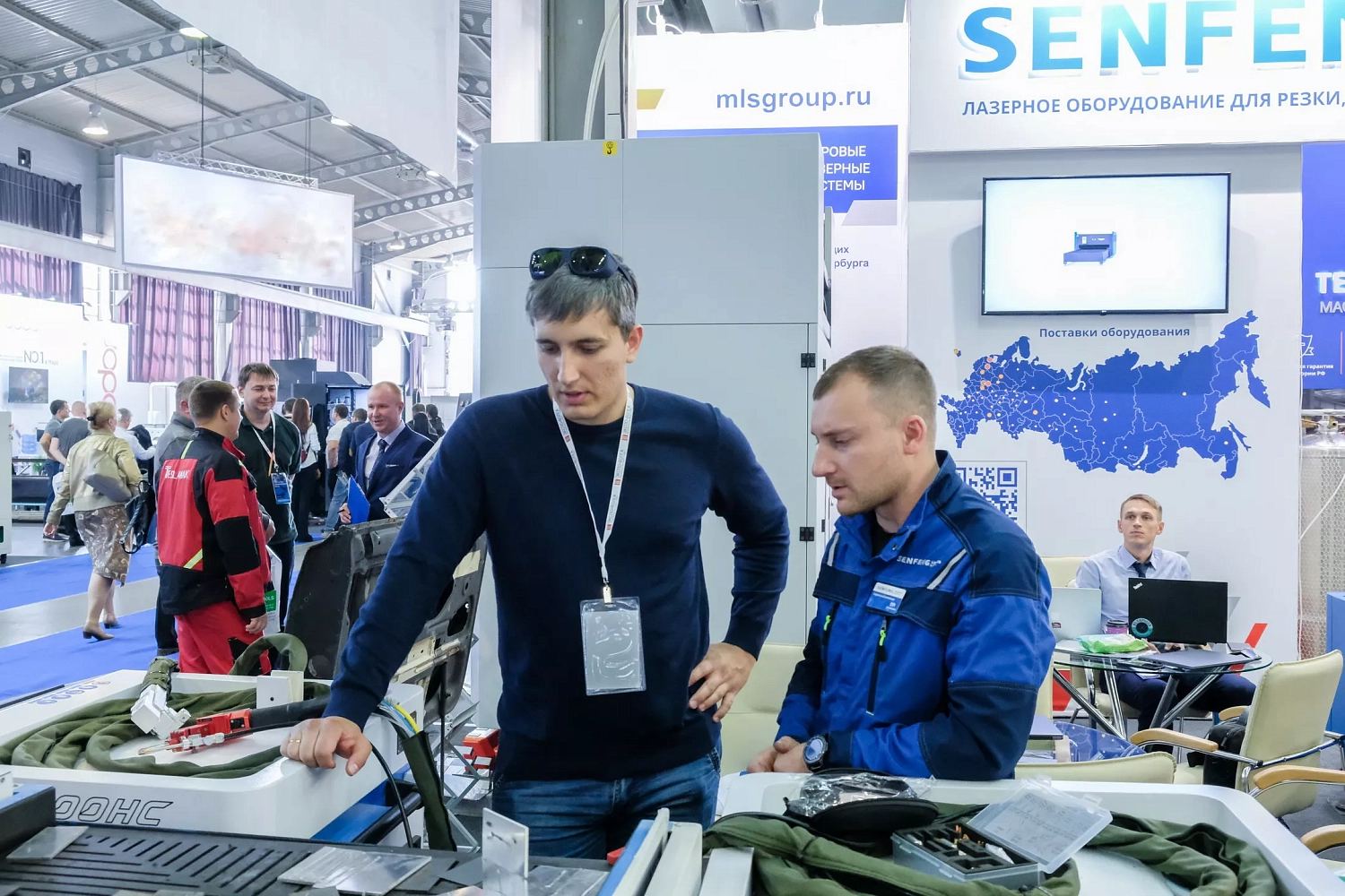 Успешно открыли осенний выставочный сезон.