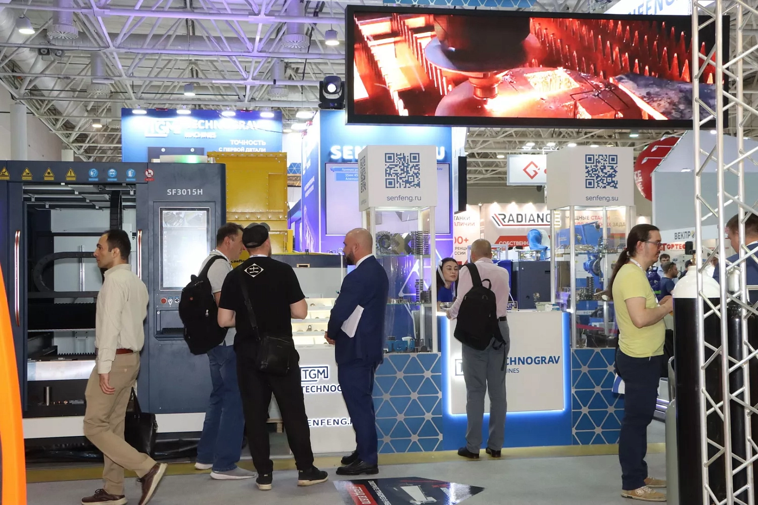 "Технограв" на выставке "Металлообработка-2025": во второй день заключены контракты на поставку лазерного оборудования со стенда и со складов в России