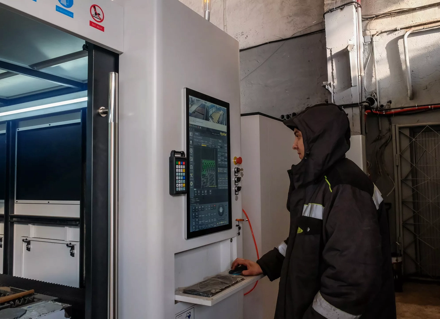 Поставка двух лазерных установок Senfeng мощностью 12 кВт в Калининградскую область