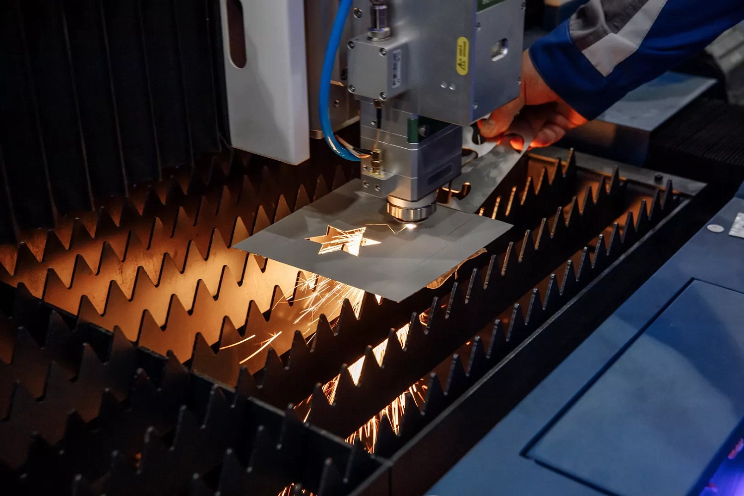 "Технограв" на выставке Weldex-2025: более 10 договоров на поставку оборудования, в том числе лазерные станки