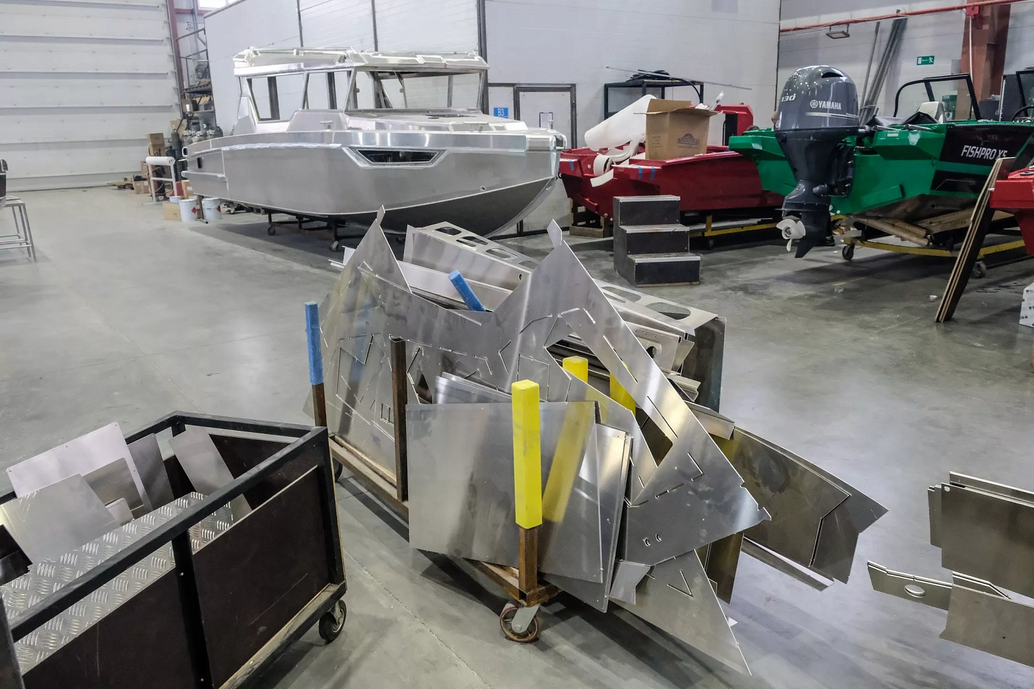 Оборудование Senfeng гарантирует точность производства прогулочных катеров и яхт 