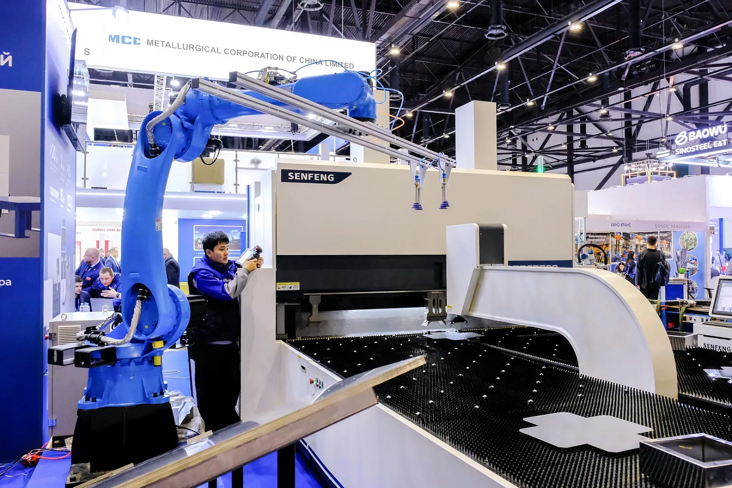 "Технограв"+"Металл-Экспо 2025": показываем цех металлообработки прямо на стенде и предлагаем новинки лазерного оборудования Senfeng