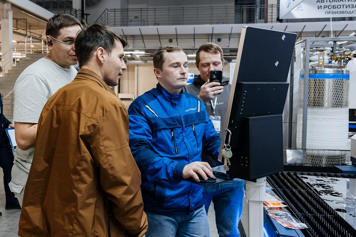 "Металлообработка. Сварка-Урал 2025": "Технограв" принял на стенде более 1000 действующих и потенциальных клиентов и заключил контракты на поставку лазерных установок Senfeng в период проведения выставки