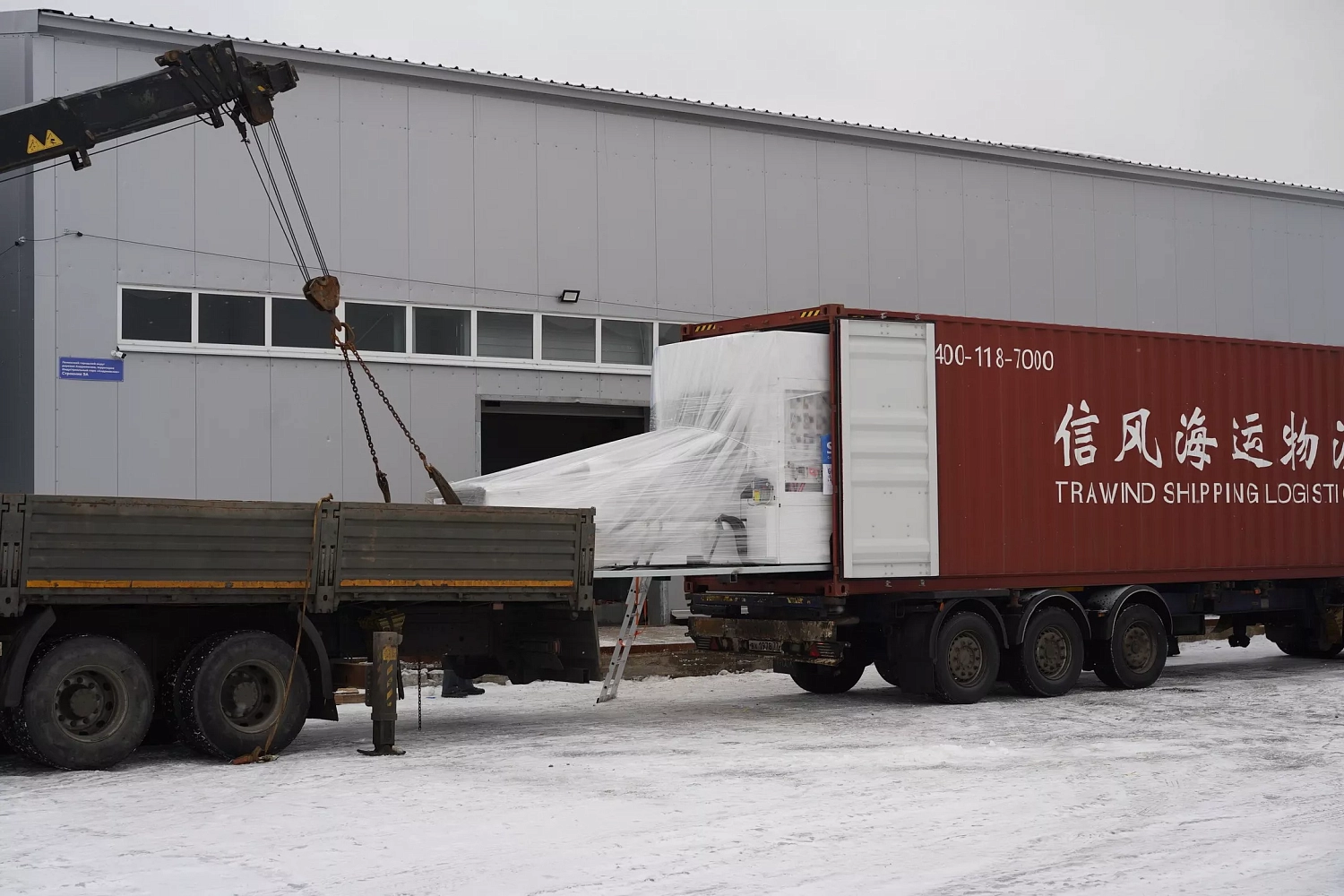 Высокопроизводительные лазерные труборезы Senfeng прибыли на склад в Москве