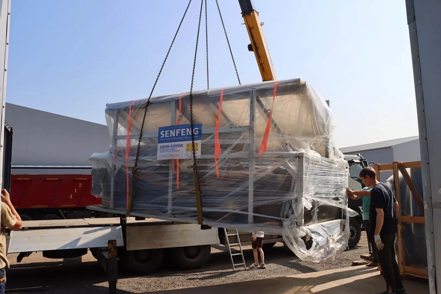 Склад «Технограв» в Москве пополнился высокомощными лазерами Senfeng серии H4