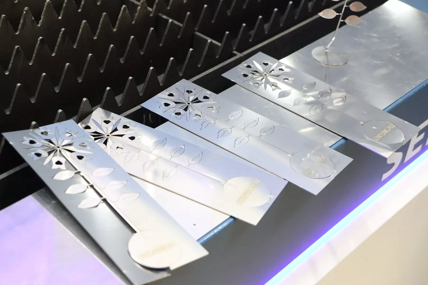 "Технограв" на выставке "Металлообработка-2025": во второй день заключены контракты на поставку лазерного оборудования со стенда и со складов в России