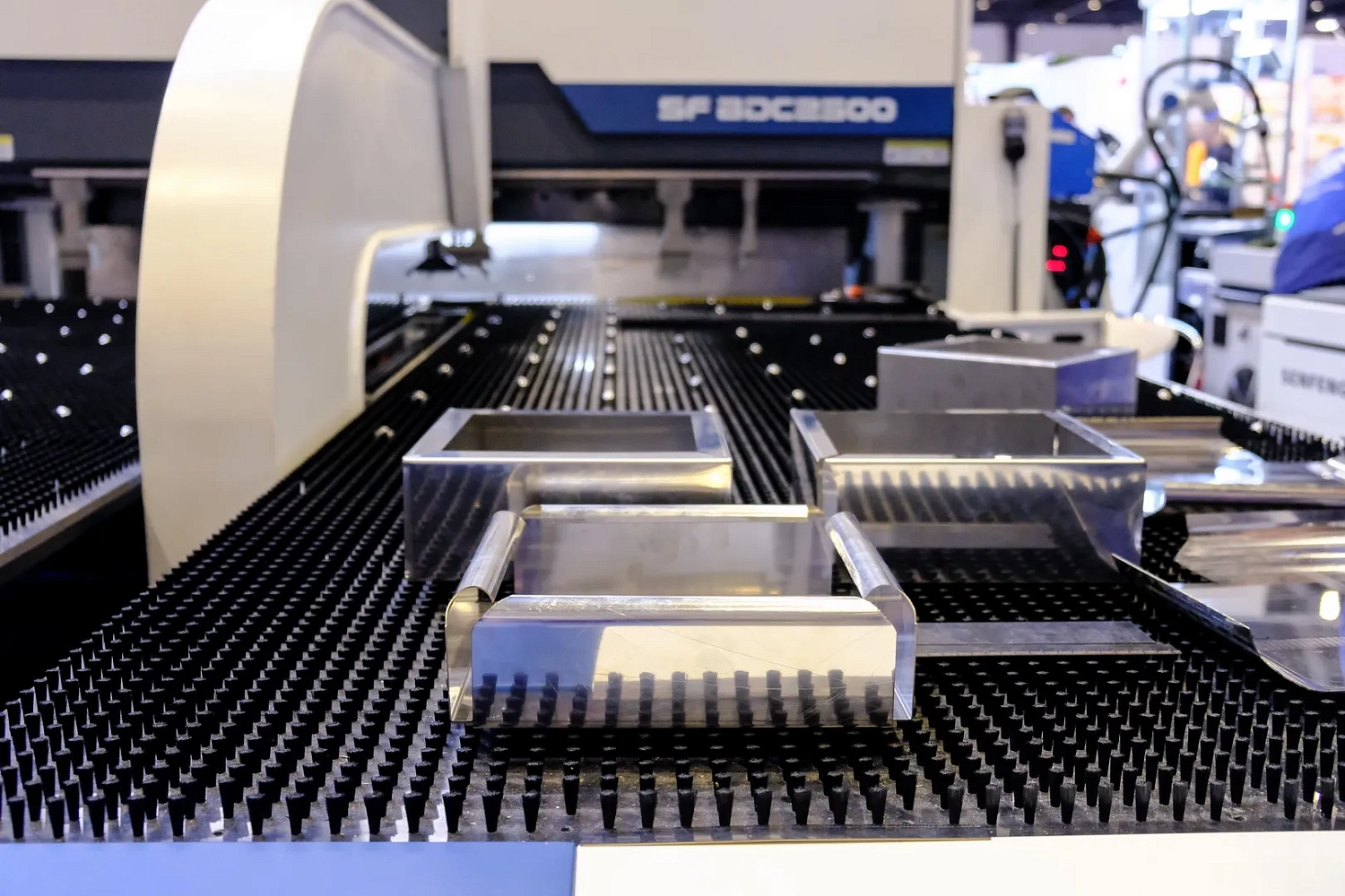 "Технограв"+"Металл-Экспо 2025": показываем цех металлообработки прямо на стенде и предлагаем новинки лазерного оборудования Senfeng