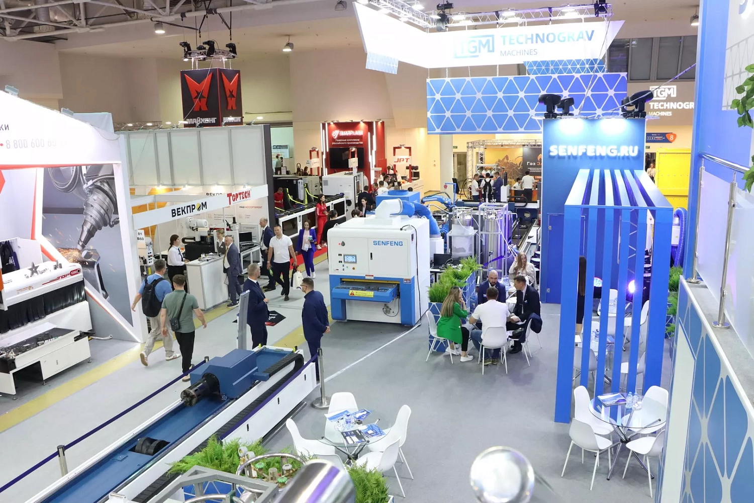 "Технограв" на выставке "Металлообработка-2025": во второй день заключены контракты на поставку лазерного оборудования со стенда и со складов в России